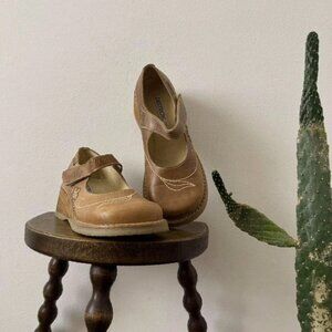 Brown leather chunky retro Mary Janes shoes